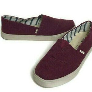 Toms Classic Canvas Slip-On Shoes Burgundy